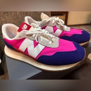 AUTHENTIC - New Balance Sneaker